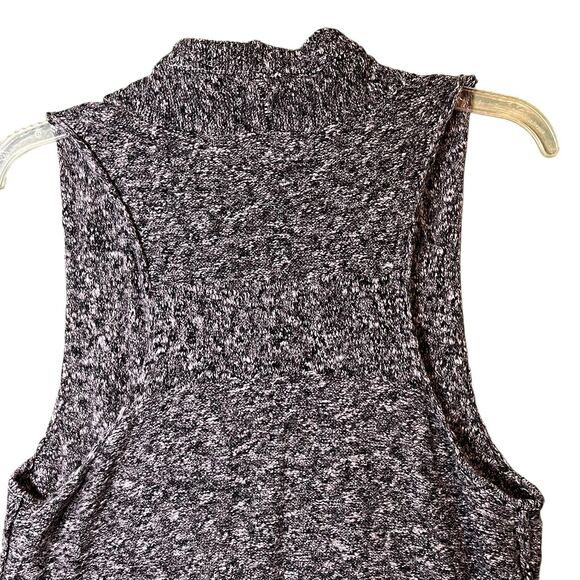 Maurices Sweater Vest Womens Medium Gray Marled Open Front Pockets Button Knit - Picture 6 of 9